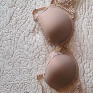 Natori Feathers Bra 32D